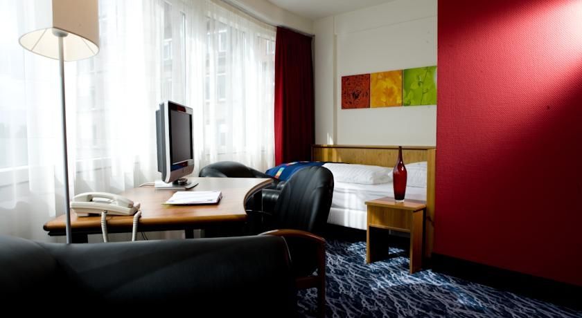 Park By Radisson Hotel 4*